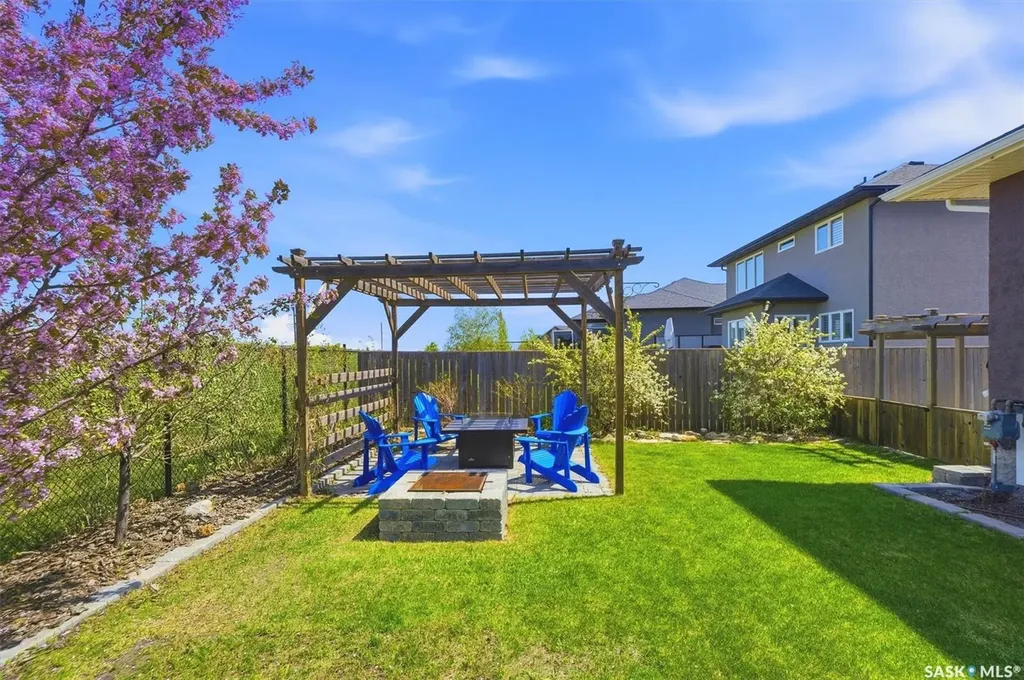 719 Salloum Crescent Saskatoon SK S7W 0N3