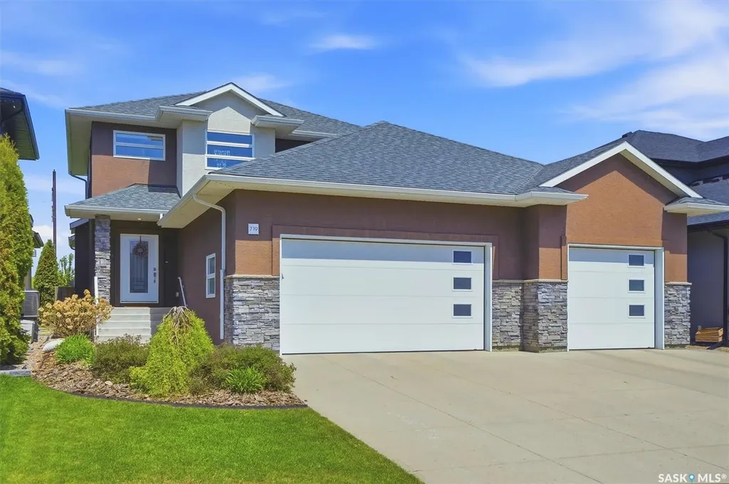 719 Salloum Crescent Saskatoon SK S7W 0N3