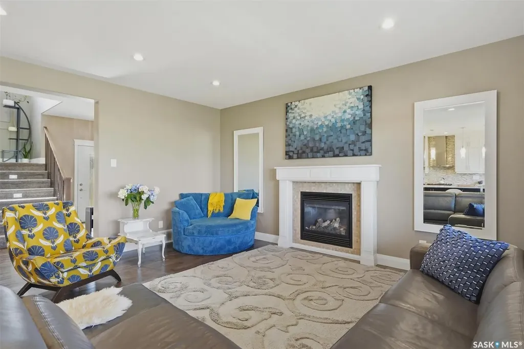 719 Salloum Crescent Saskatoon SK S7W 0N3