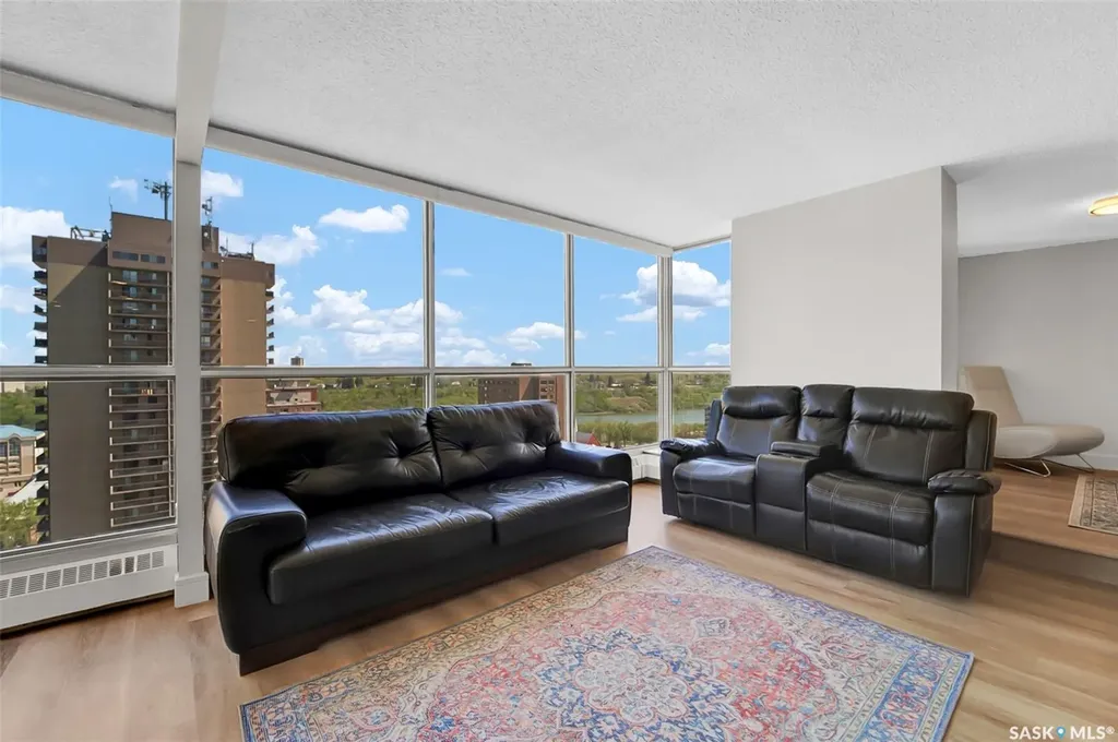 315 5th Avenue N Saskatoon SK S7K 5Z8