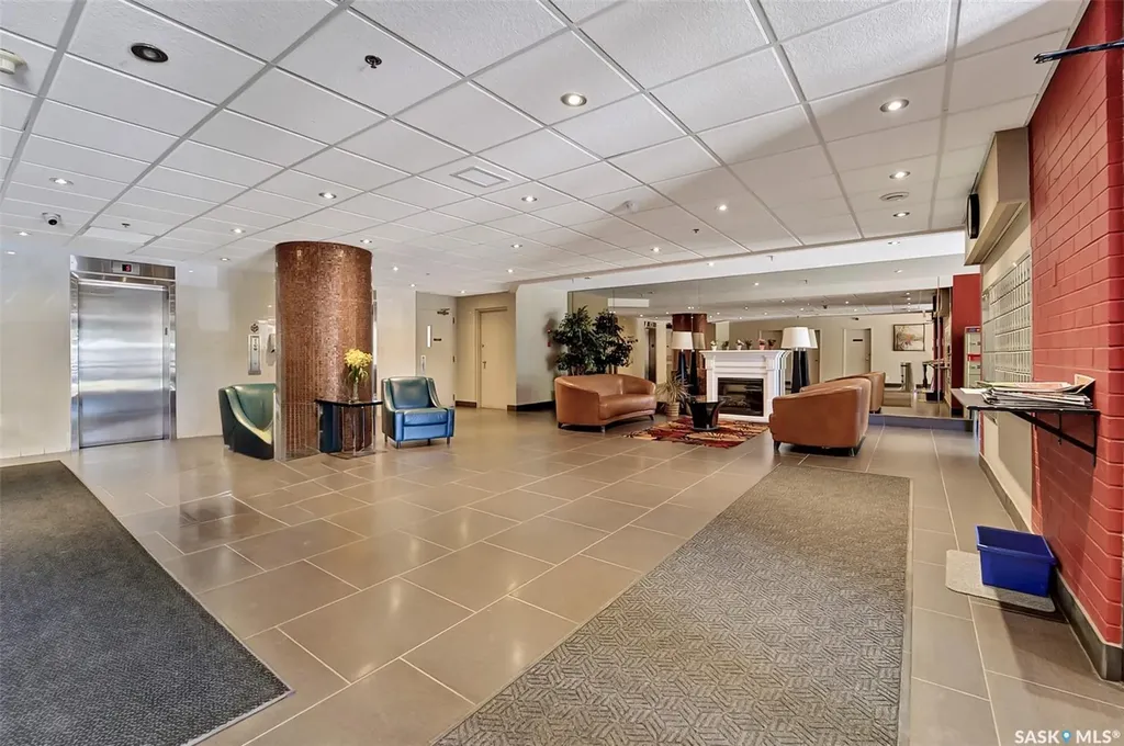 315 5th Avenue N Saskatoon SK S7K 5Z8