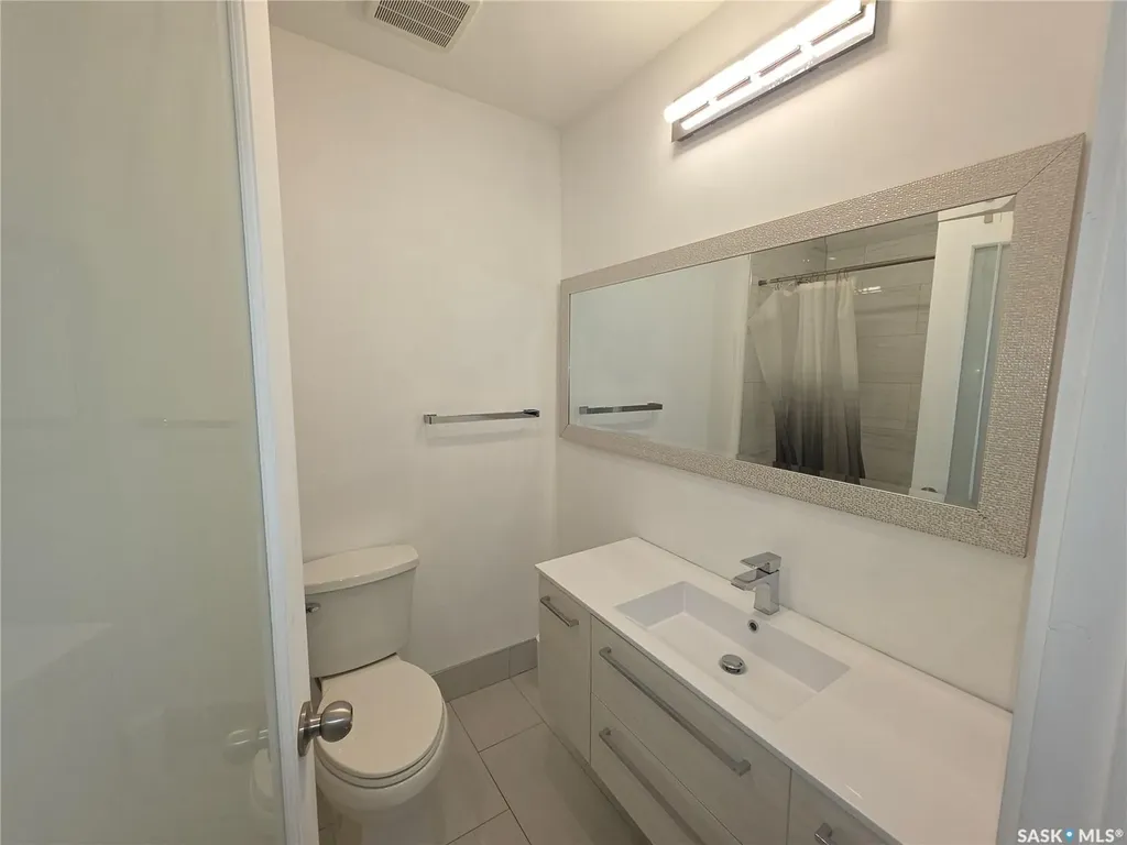 125 D Avenue S Saskatoon SK S7M 1P6
