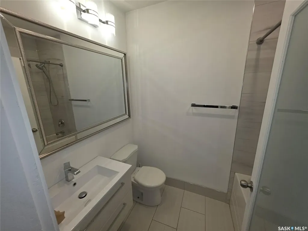 125 D Avenue S Saskatoon SK S7M 1P6