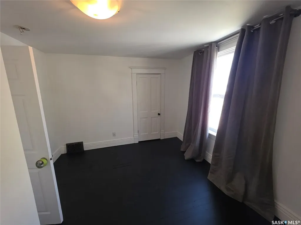 125 D Avenue S Saskatoon SK S7M 1P6