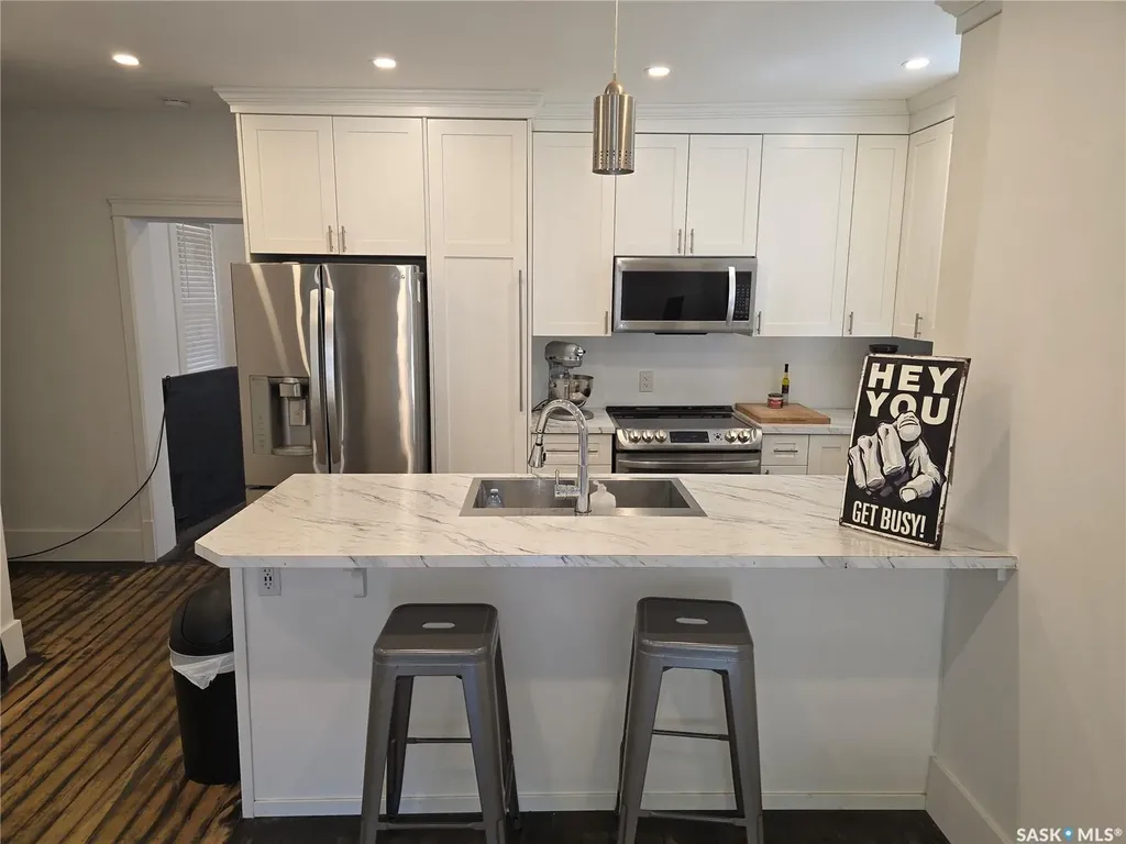 125 D Avenue S Saskatoon SK S7M 1P6