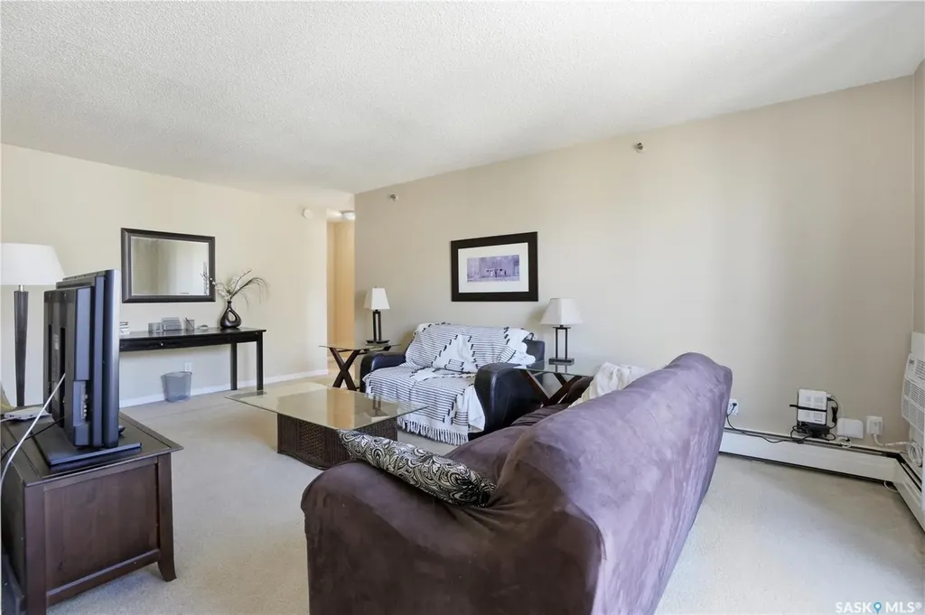 3 Columbia Drive Saskatoon SK S7K 1E3