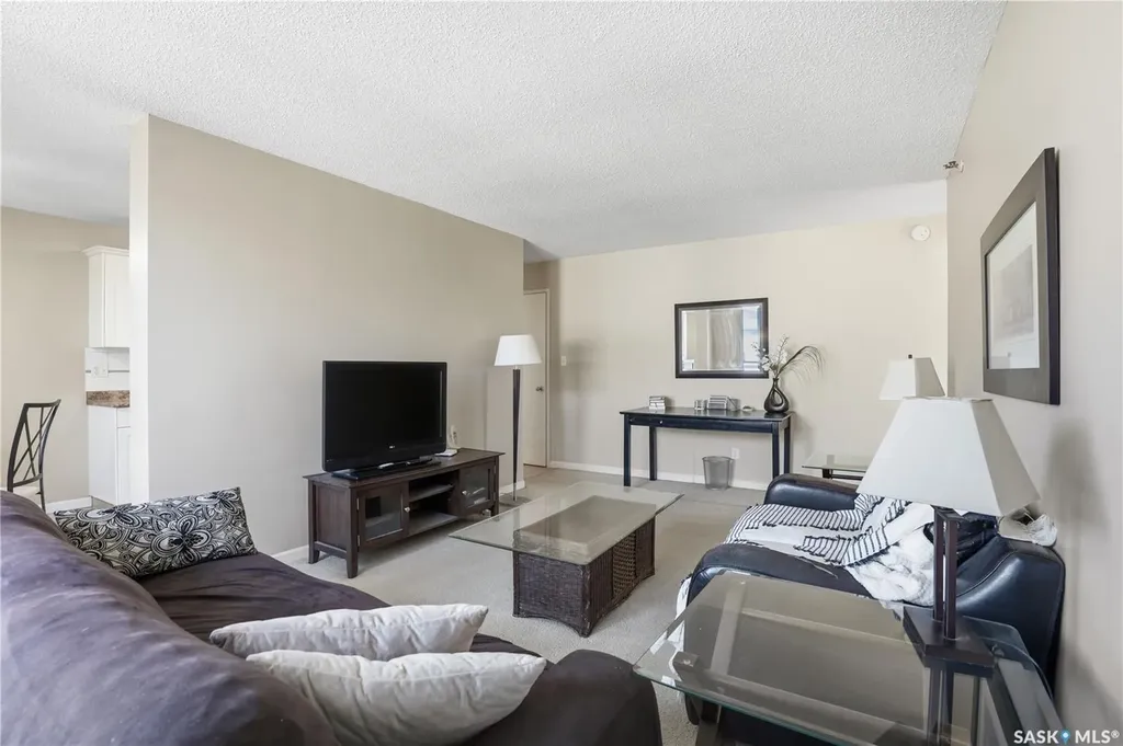 3 Columbia Drive Saskatoon SK S7K 1E3