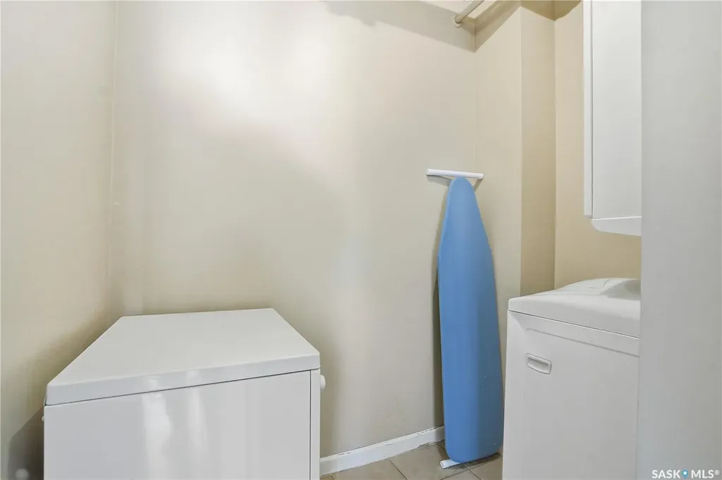 3 Columbia Drive Saskatoon SK S7K 1E3