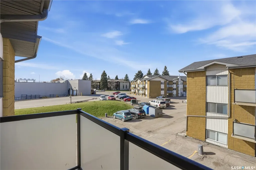 3 Columbia Drive Saskatoon SK S7K 1E3