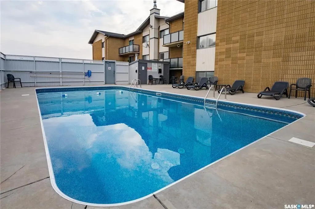 3 Columbia Drive Saskatoon SK S7K 1E3