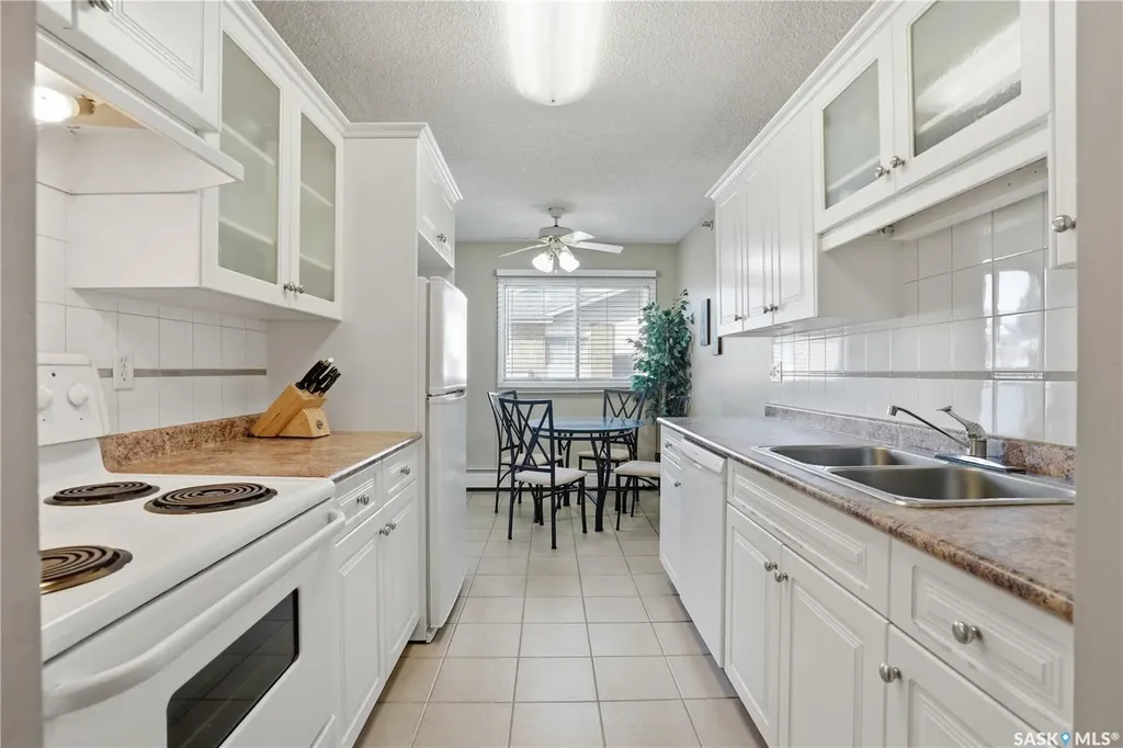 3 Columbia Drive Saskatoon SK S7K 1E3