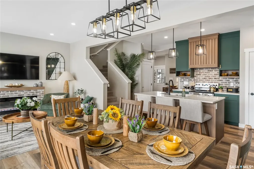423 Yuel Crescent Saskatoon SK S7W 1N5