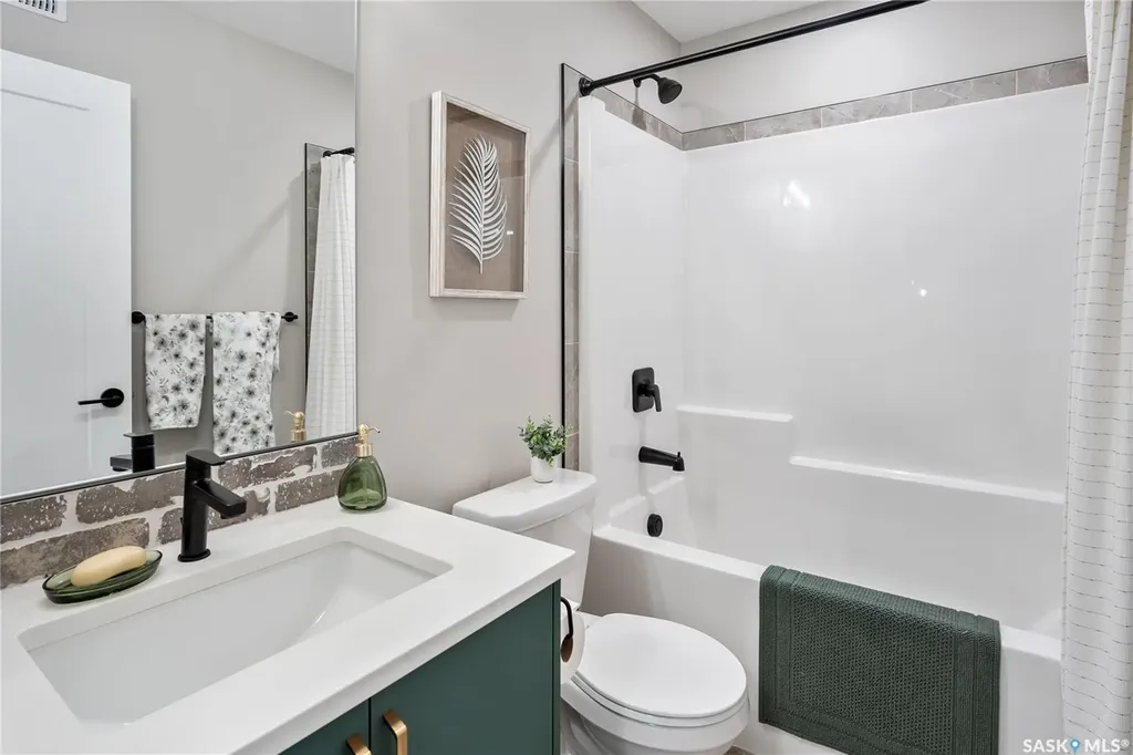 423 Yuel Crescent Saskatoon SK S7W 1N5