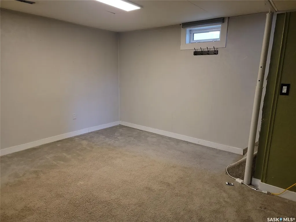 1621 Greig Avenue Saskatoon SK S7N 2K1