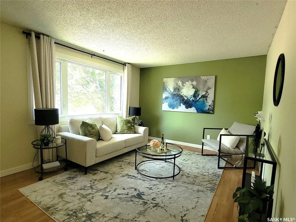 1621 Greig Avenue Saskatoon SK S7N 2K1