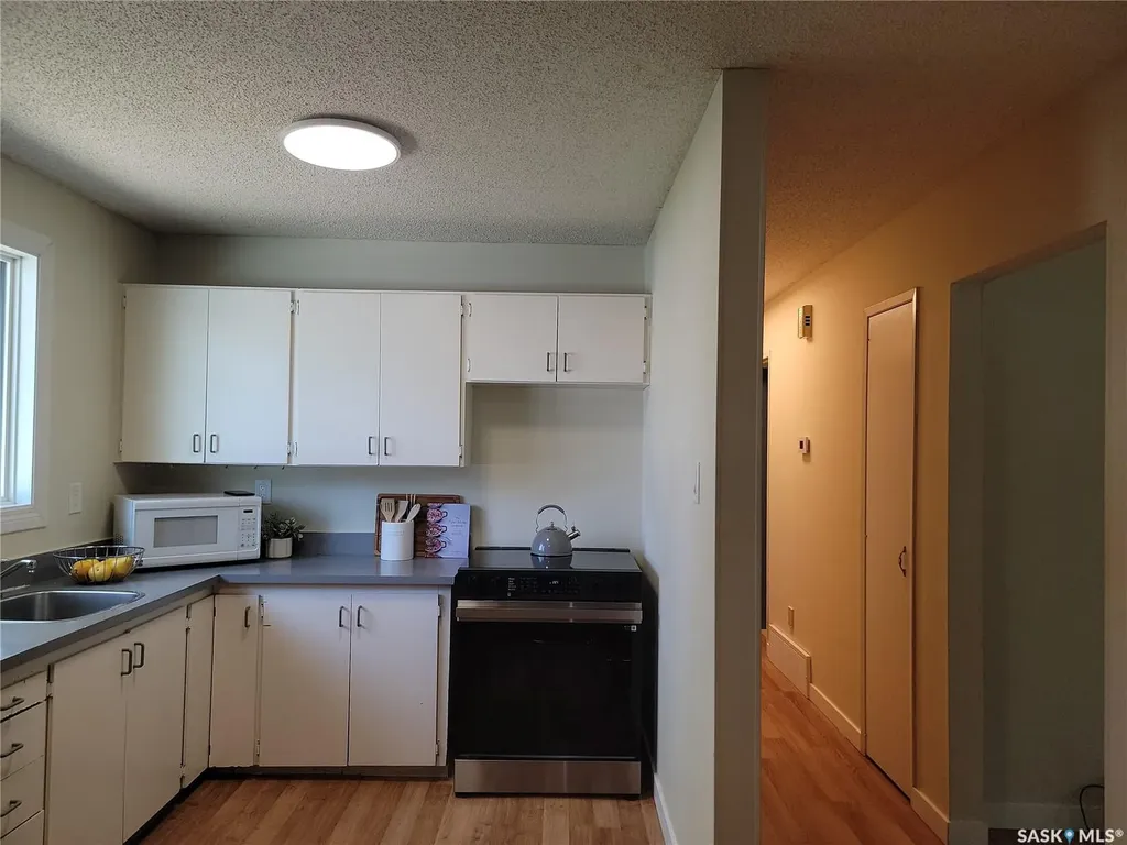 1621 Greig Avenue Saskatoon SK S7N 2K1