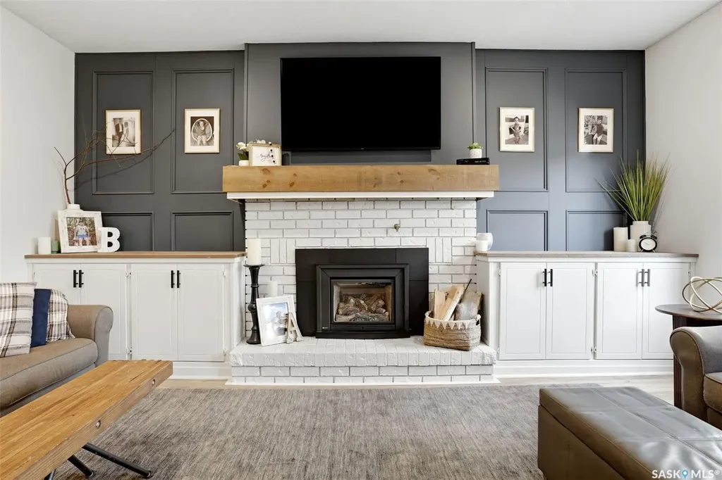 10 Louise Crescent Regina SK S4X 2E2
