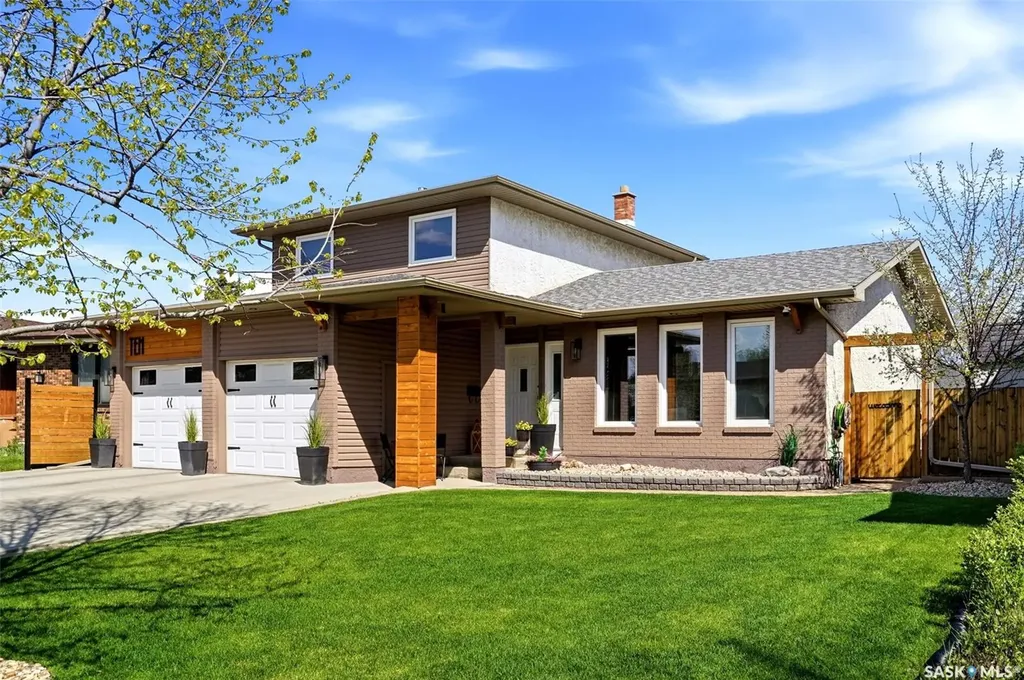 10 Louise Crescent Regina SK S4X 2E2
