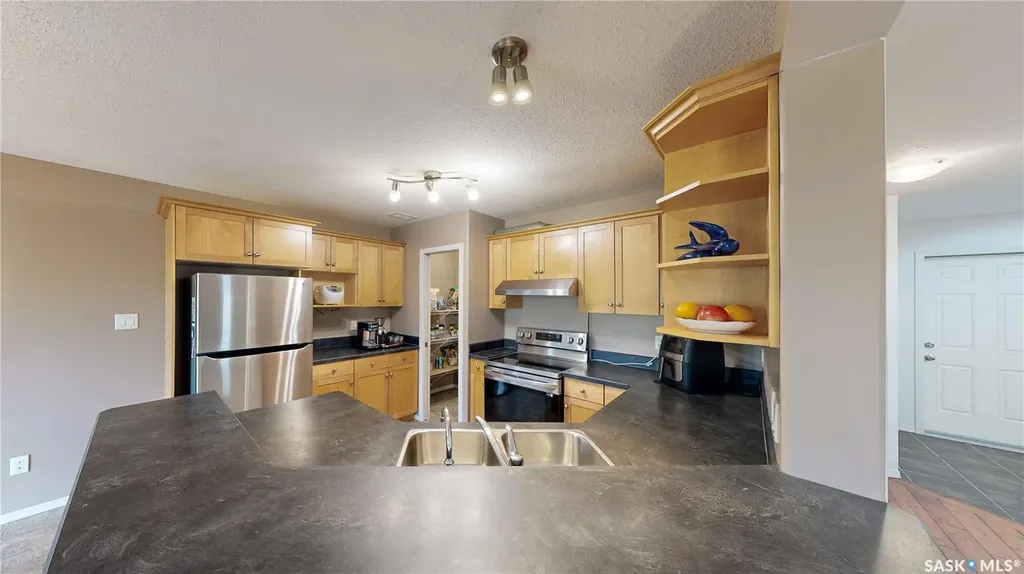7058 Wascana Cove Drive Regina SK S4V 3E9
