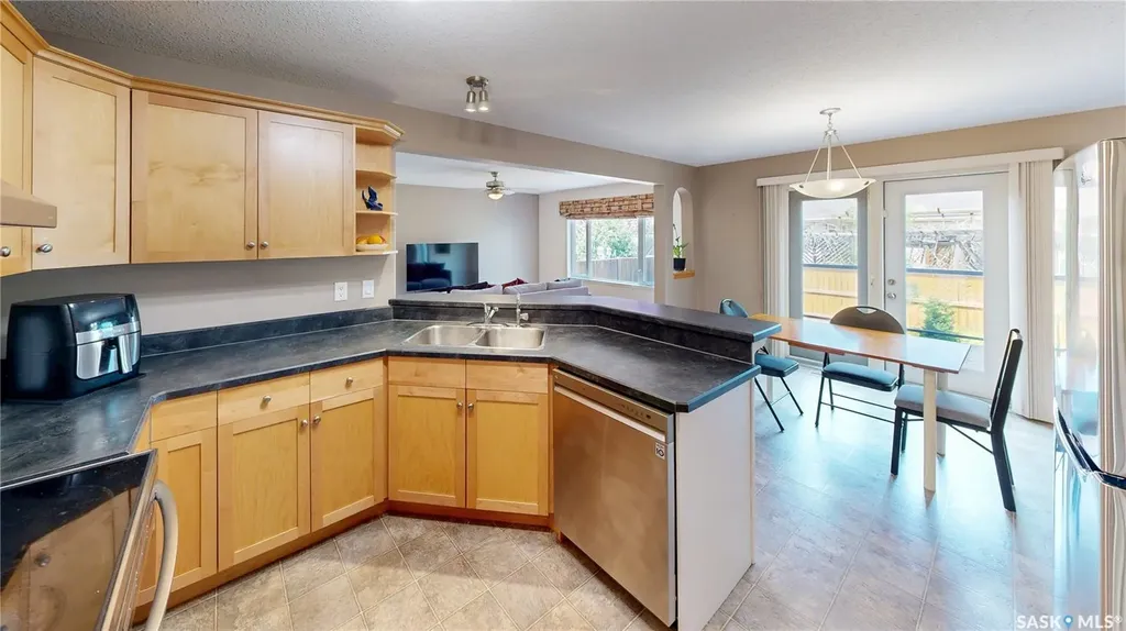 7058 Wascana Cove Drive Regina SK S4V 3E9
