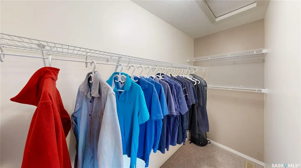 7058 Wascana Cove Drive Regina SK S4V 3E9