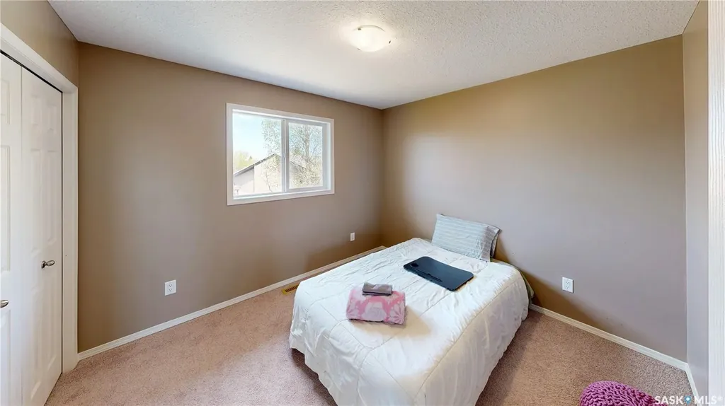 7058 Wascana Cove Drive Regina SK S4V 3E9