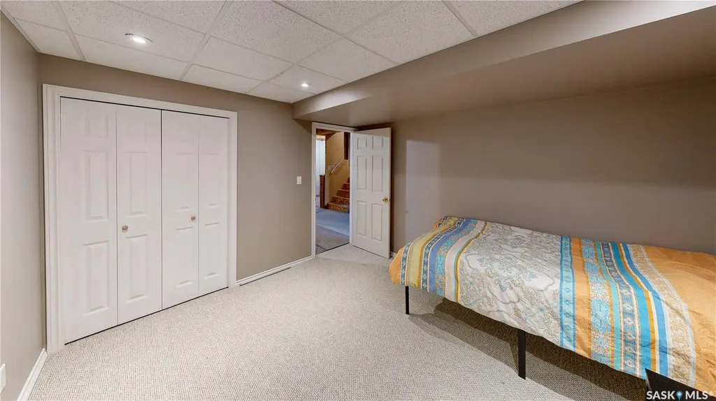 7058 Wascana Cove Drive Regina SK S4V 3E9