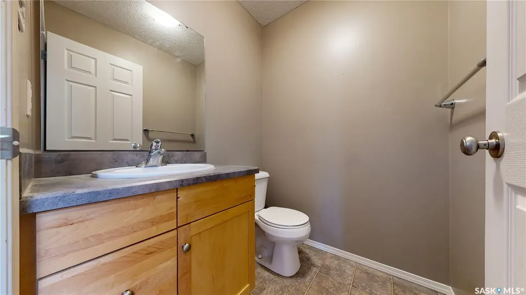 7058 Wascana Cove Drive Regina SK S4V 3E9