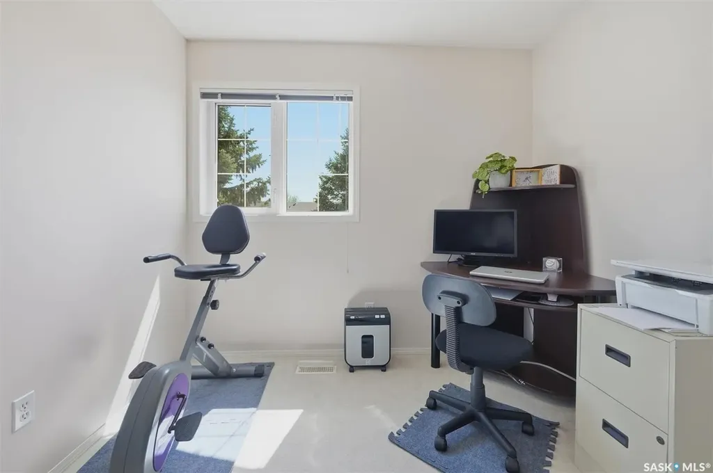 615 Mcwillie Avenue Saskatoon SK S7S 1J4