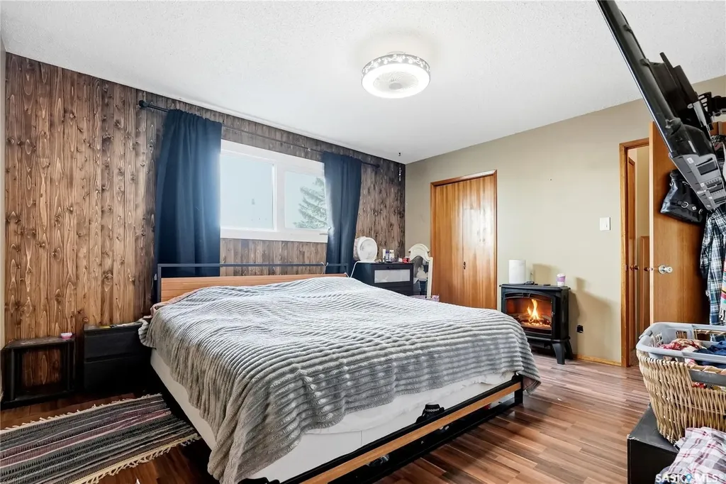 742 Mccormack Road Saskatoon SK S7M 4Z9