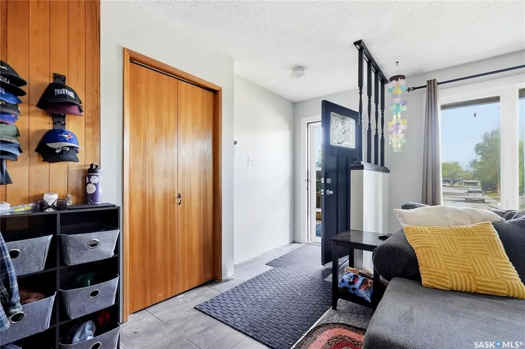 742 Mccormack Road Saskatoon SK S7M 4Z9