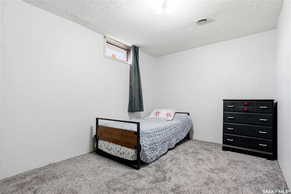 742 Mccormack Road Saskatoon SK S7M 4Z9