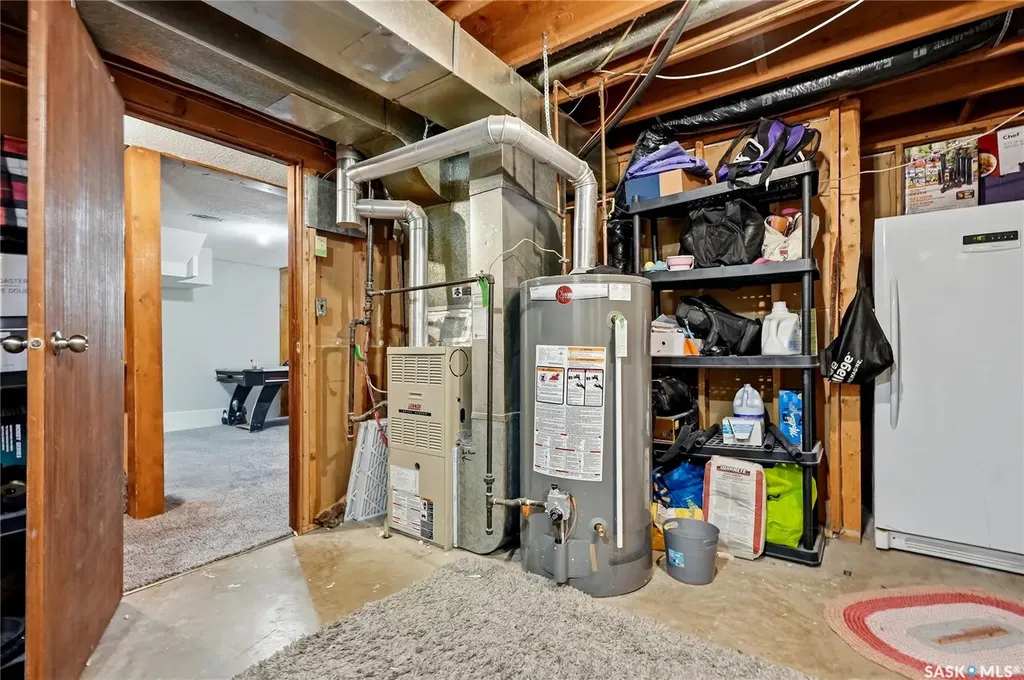 742 Mccormack Road Saskatoon SK S7M 4Z9
