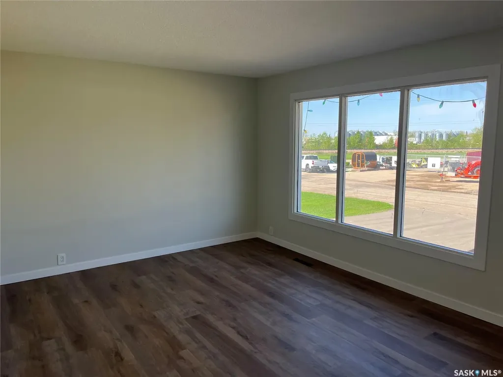 42 6th Street NE Wadena SK S0A 4J0