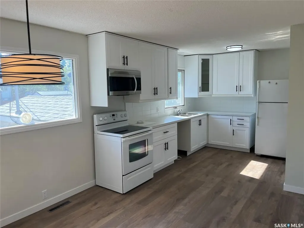 42 6th Street NE Wadena SK S0A 4J0