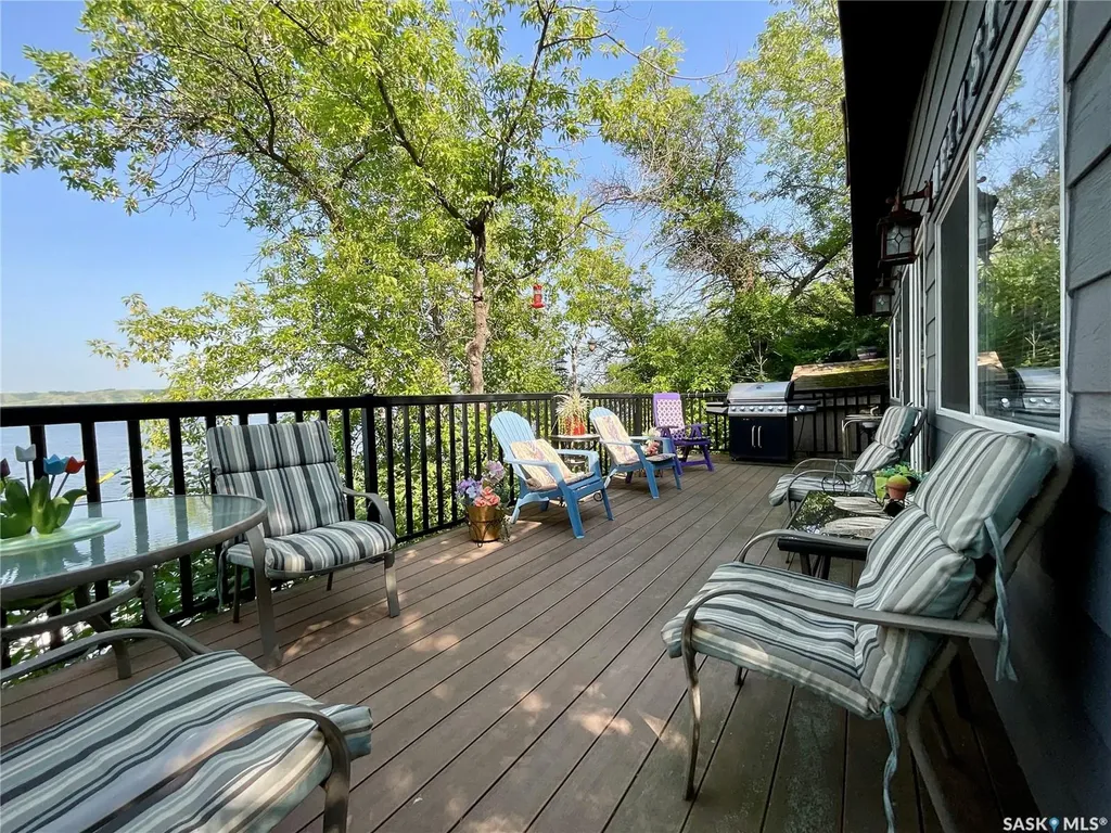 211 Osment Avenue Katepwa Beach SK S0G 2Y0