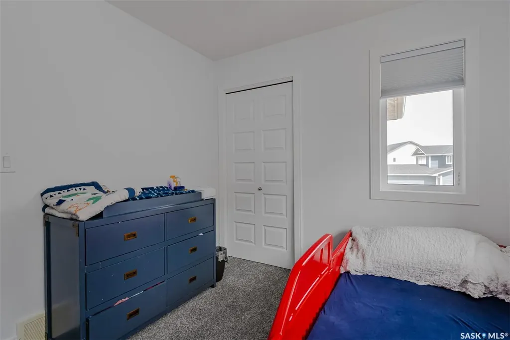 335 Hassard Close Saskatoon SK S7L 4Y7