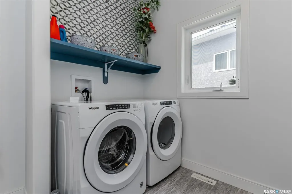 335 Hassard Close Saskatoon SK S7L 4Y7