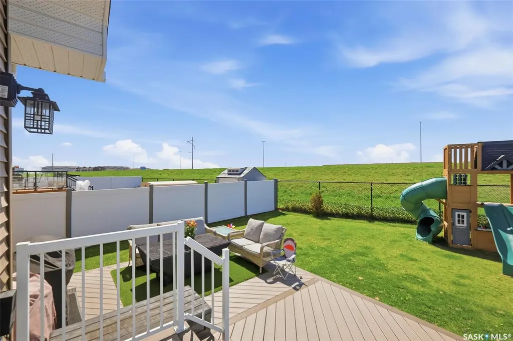 335 Hassard Close Saskatoon SK S7L 4Y7