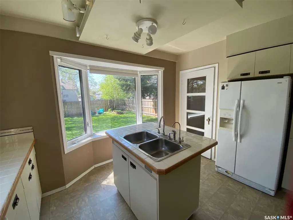 210 First Avenue Yorkton SK S3N 1K2
