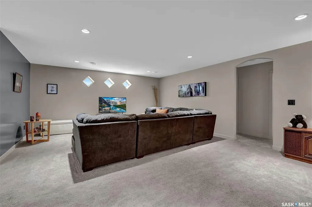 4655 Ellard Court Regina SK S4X 0B3