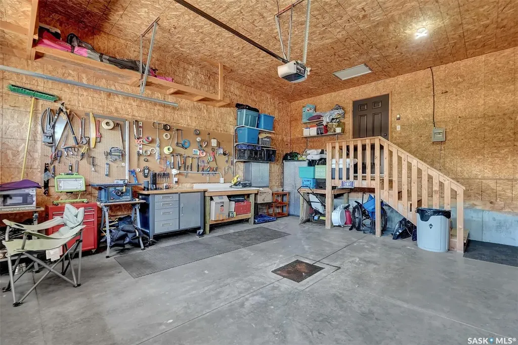 4655 Ellard Court Regina SK S4X 0B3