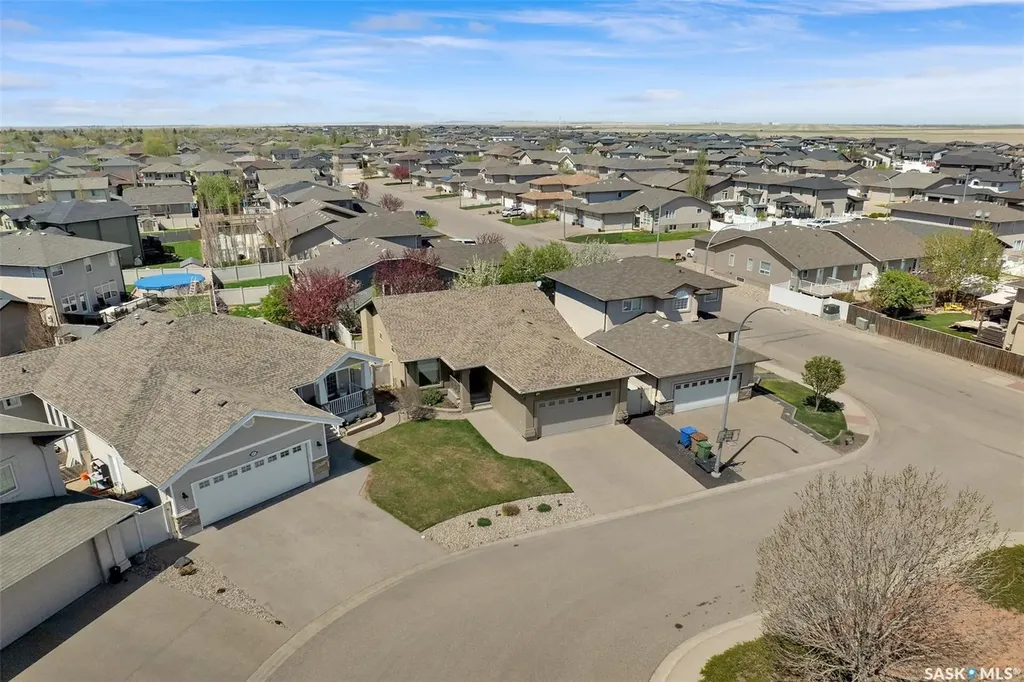 4655 Ellard Court Regina SK S4X 0B3