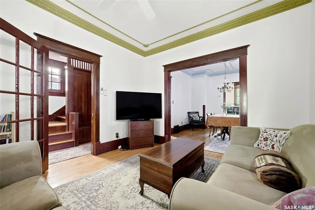 2035 Robinson Street Regina SK S4T 2P6