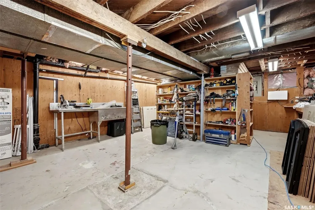 2035 Robinson Street Regina SK S4T 2P6