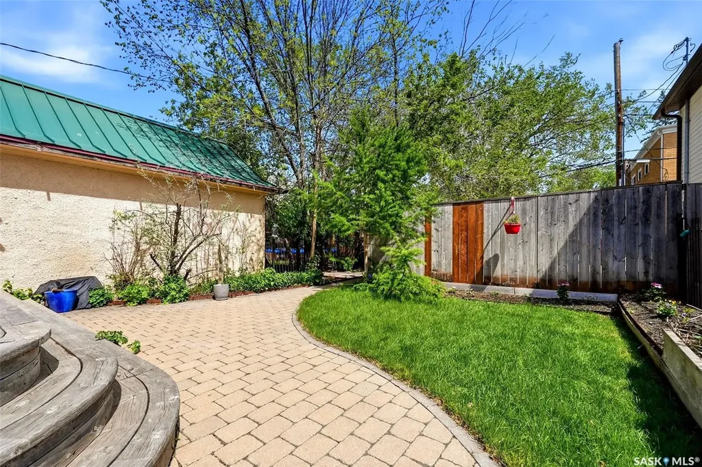 2035 Robinson Street Regina SK S4T 2P6