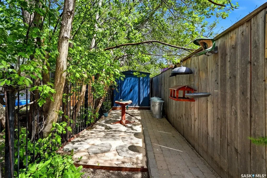2035 Robinson Street Regina SK S4T 2P6