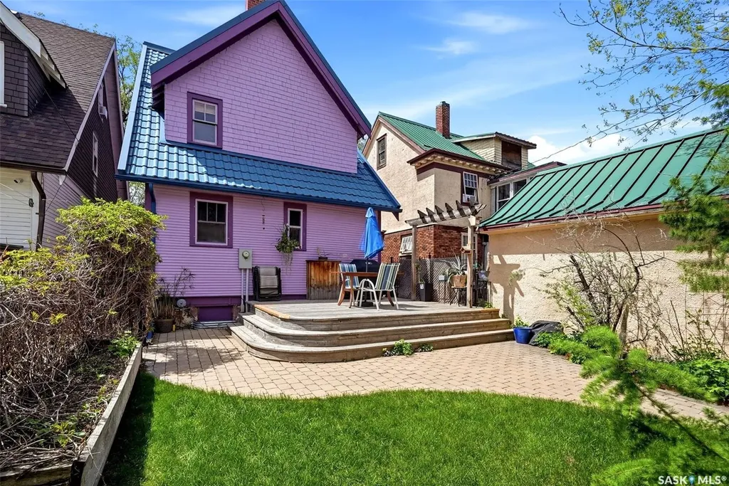 2035 Robinson Street Regina SK S4T 2P6