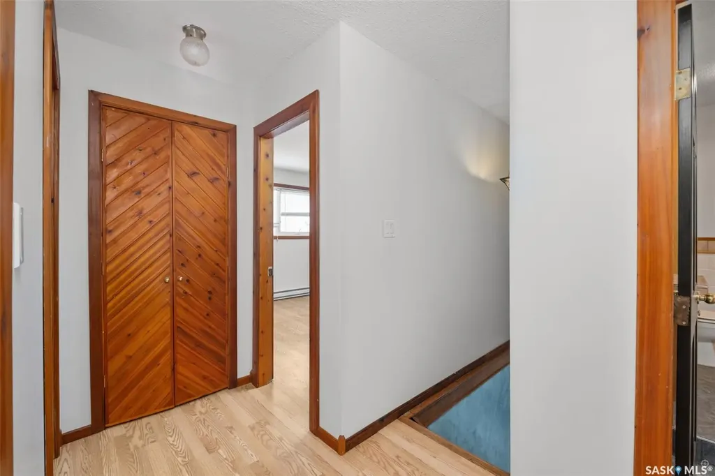 1027 4th Street E Prince Albert SK S6V 0L1