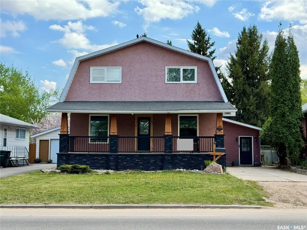 1027 4th Street E Prince Albert SK S6V 0L1